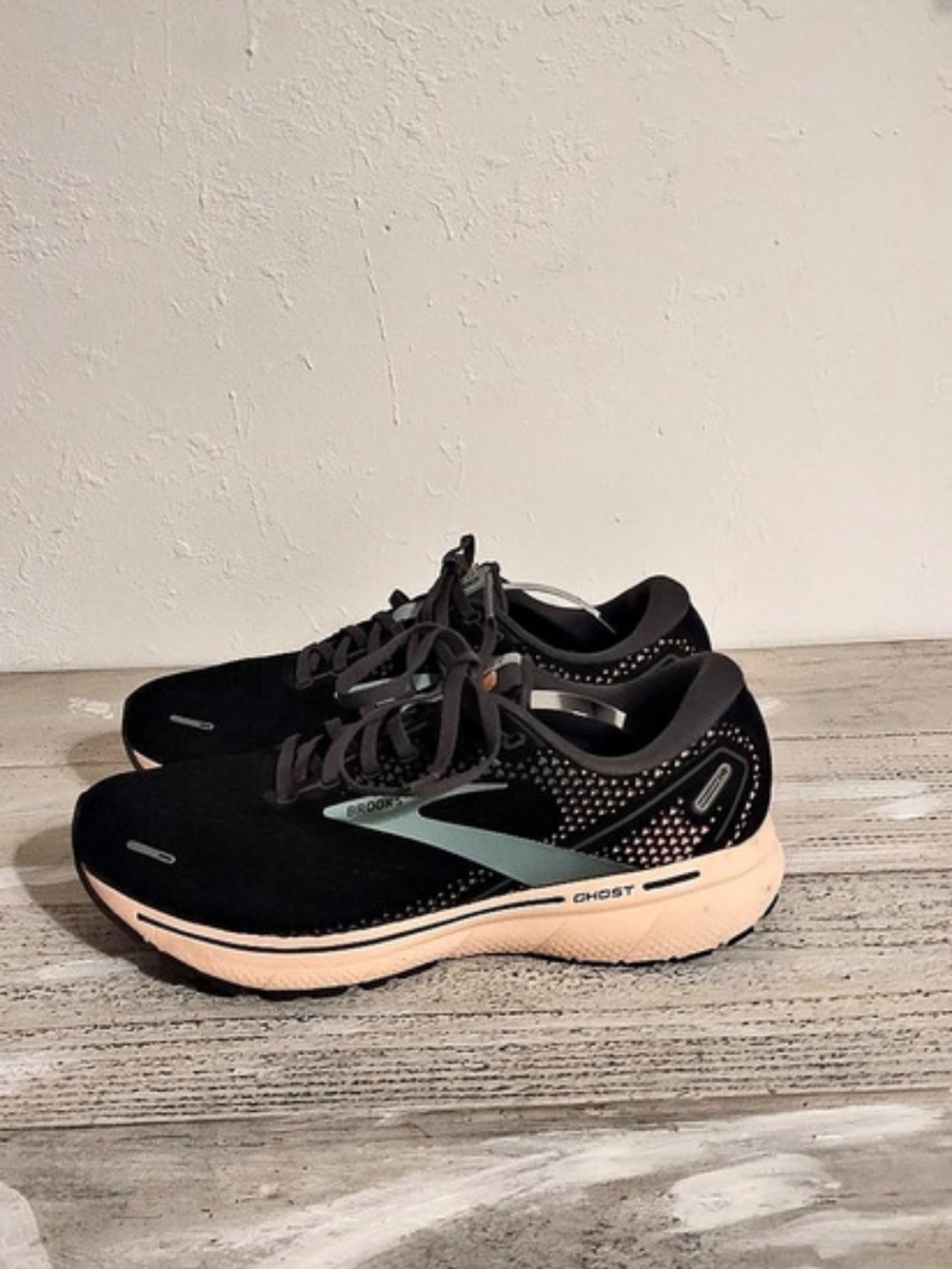 Brooks Women Size9.5 Ghost 14 Black Peach Running Shoes Athletic Comfort Sneaker